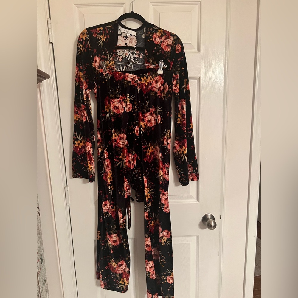 How Do You Wear That Wrap top + matching flare pants